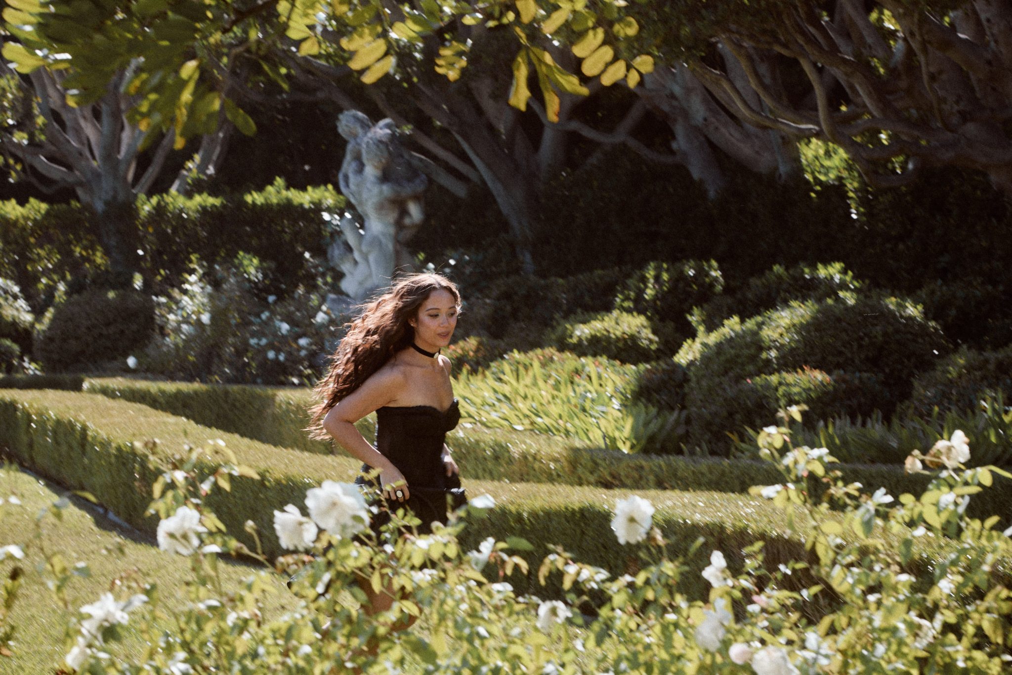 Laufey unveils new video for ‘Madwoman’