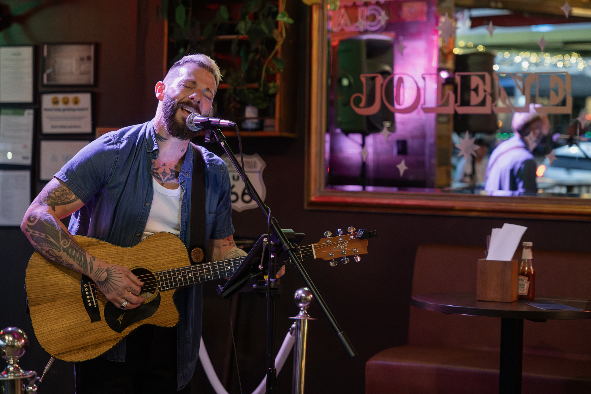 Sam Bartells Sunday session at Jolene, Auckland