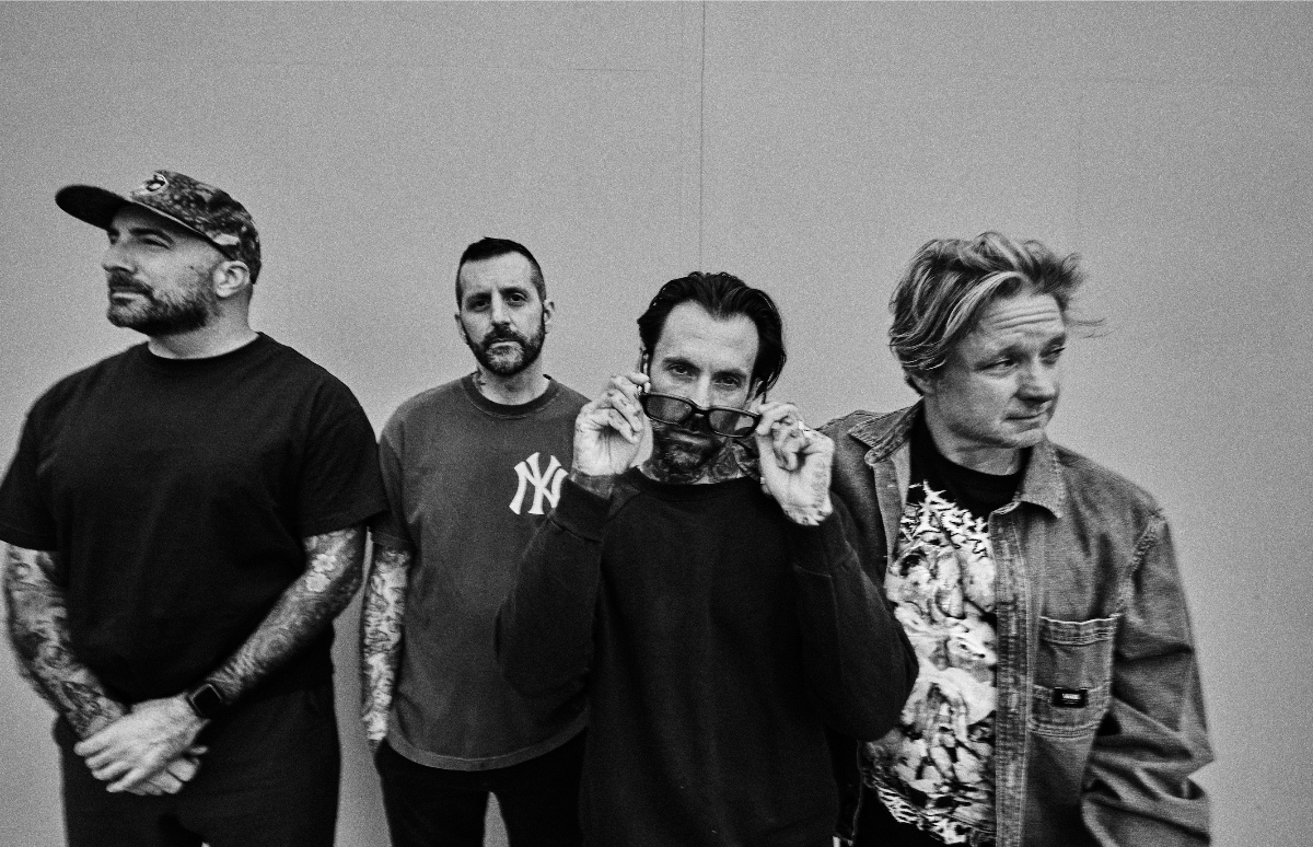 Bayside Answer The Call With A New B-Side